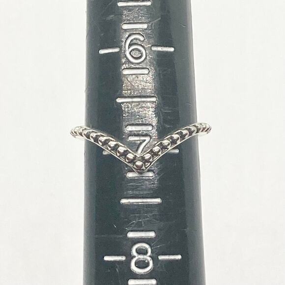 Size 6 Silver Tone Beaded Chevron Ring - Picture 7 of 8